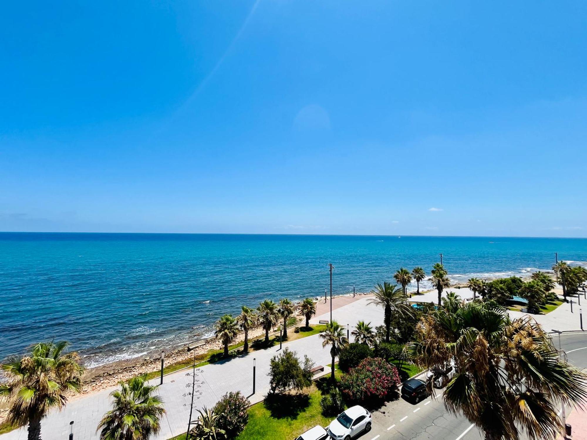 Seaside Haven Apartment Torrevieja Exterior foto